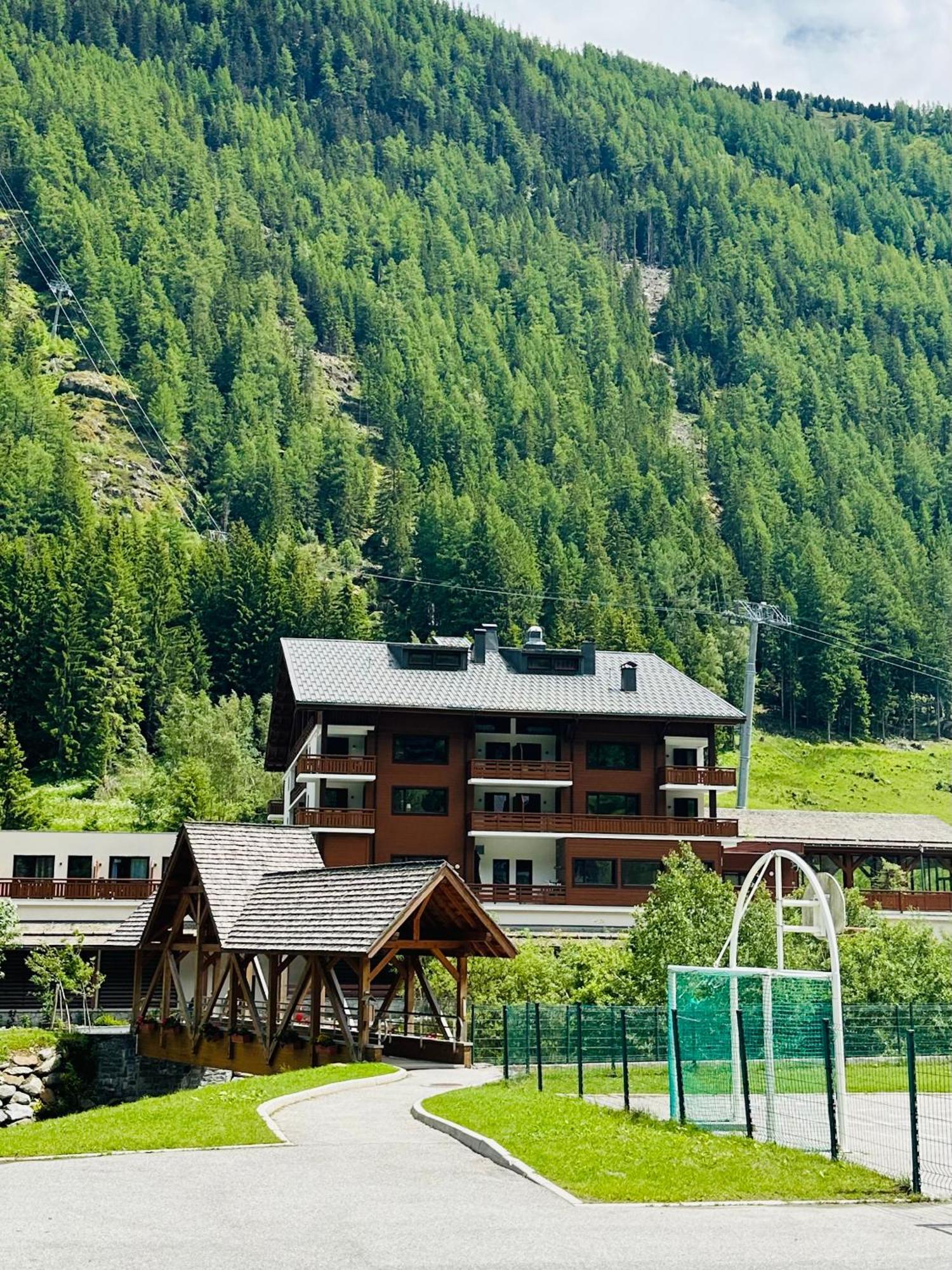 ואלורסן Charming Apartment Chamonix Valley מראה חיצוני תמונה
