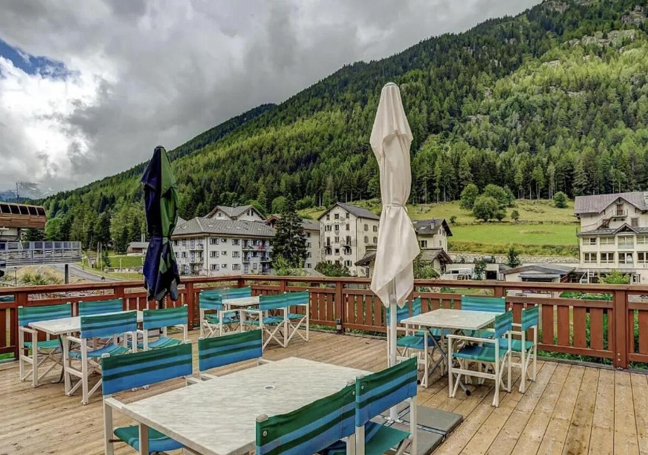 ואלורסן Charming Apartment Chamonix Valley מראה חיצוני תמונה